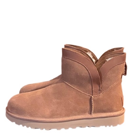 NEW -UGG Classic Mini Lunara Bootie. Size: 8 - Picture 3 of 12
